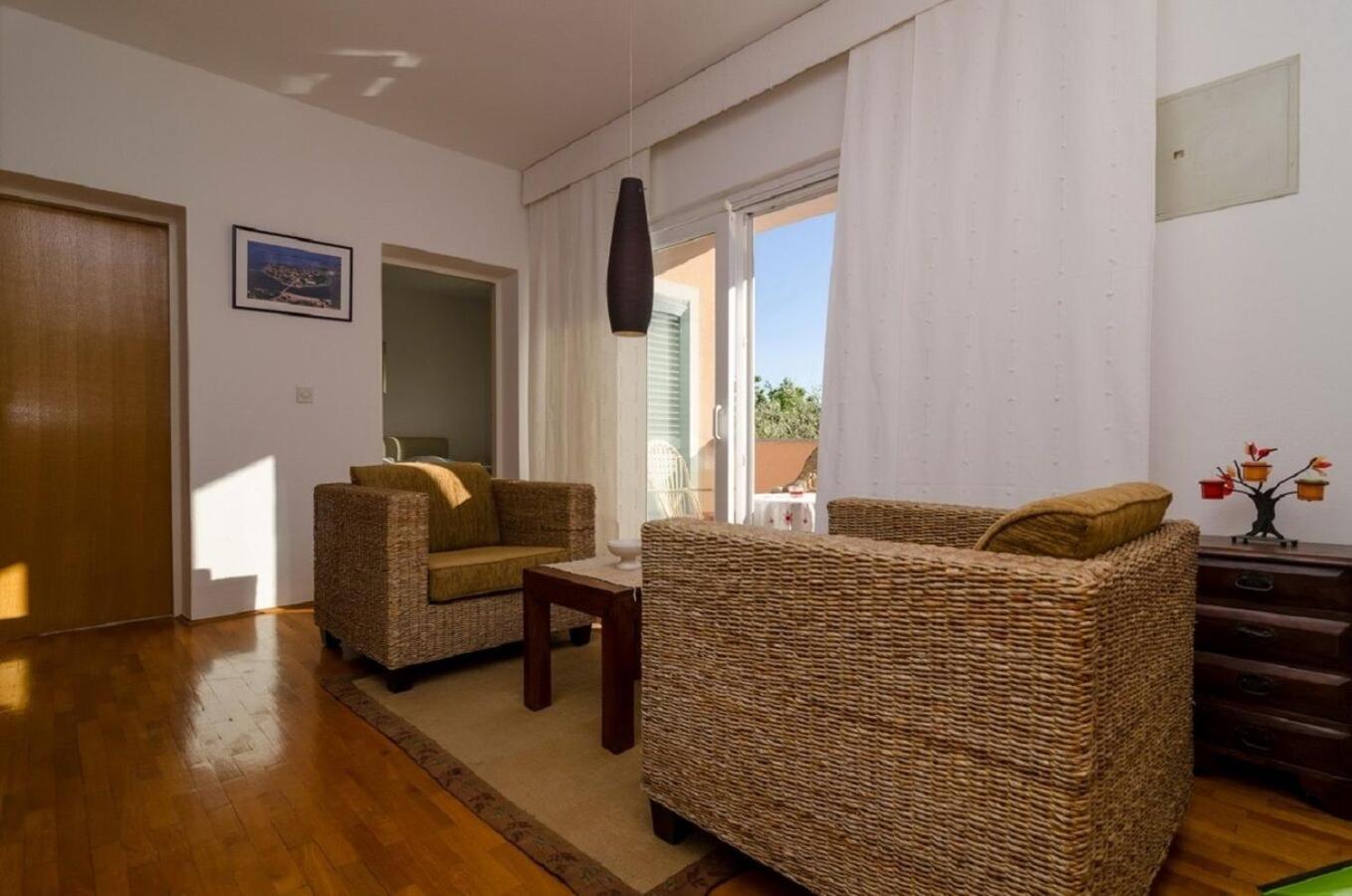 Holiday Home Old Town - Great Location Nin Exteriér fotografie