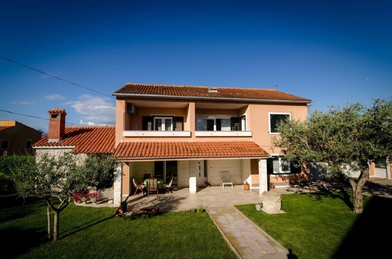 Holiday Home Old Town - Great Location Nin Exteriér fotografie
